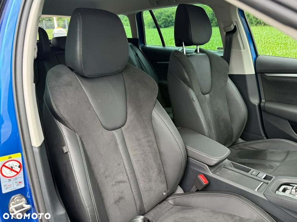 Skoda Octavia 2.0 TSI Edition 130 Selection 4x4 DSG - 17
