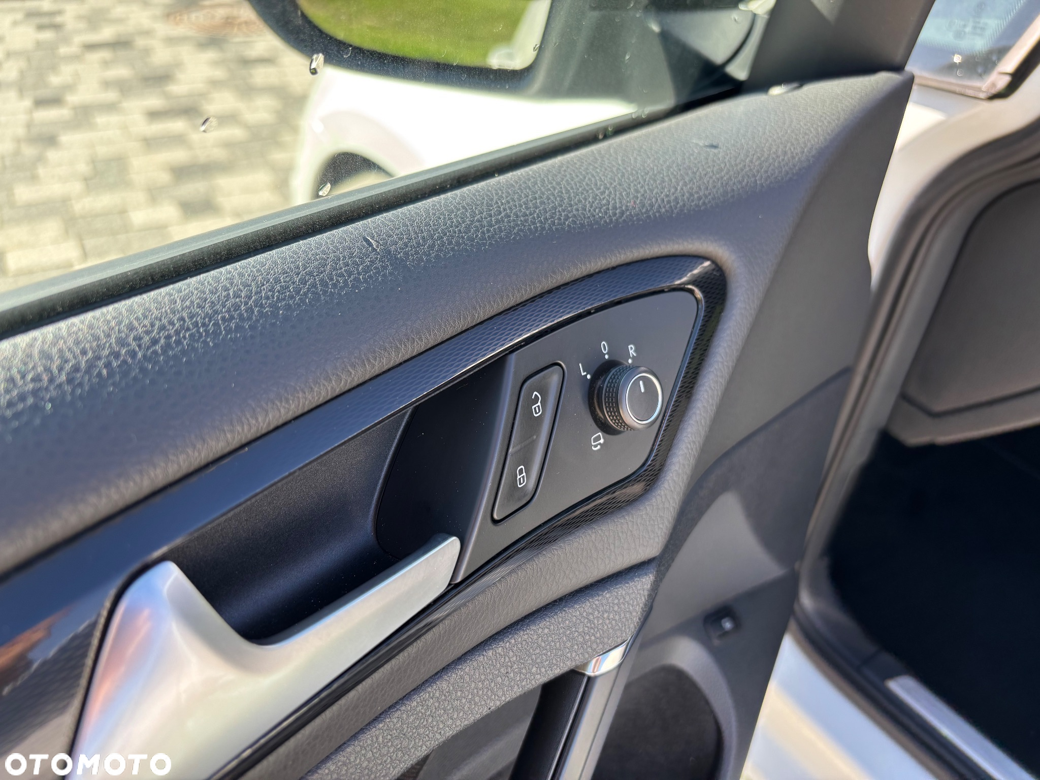 Volkswagen Golf - 16