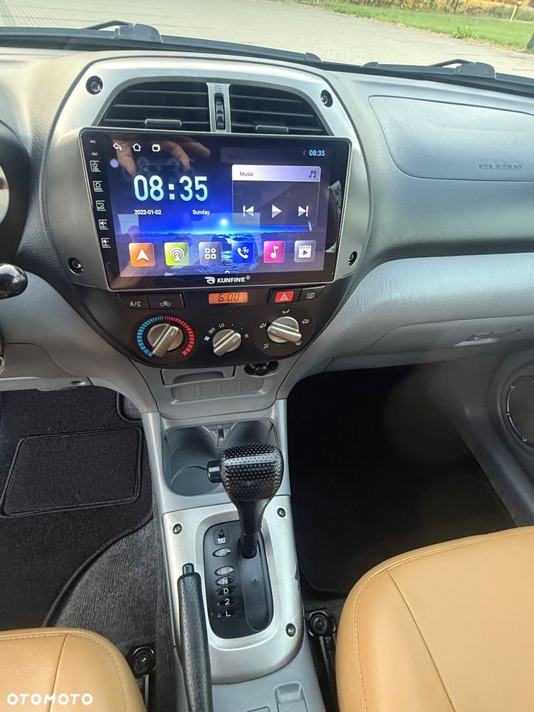 Toyota RAV4 2.0 VVT-i Prestige - 22