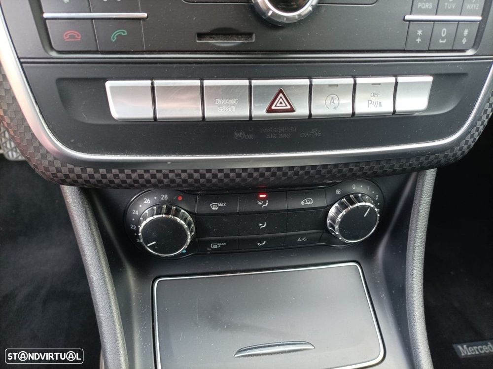 Mercedes-Benz A 180 d Urban - 12