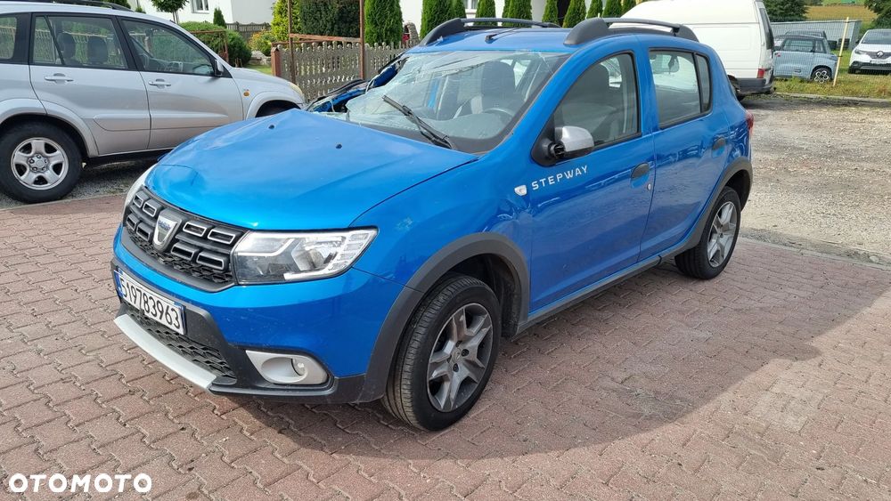 Dacia Sandero Stepway Blue dCi 95 Essential - 1