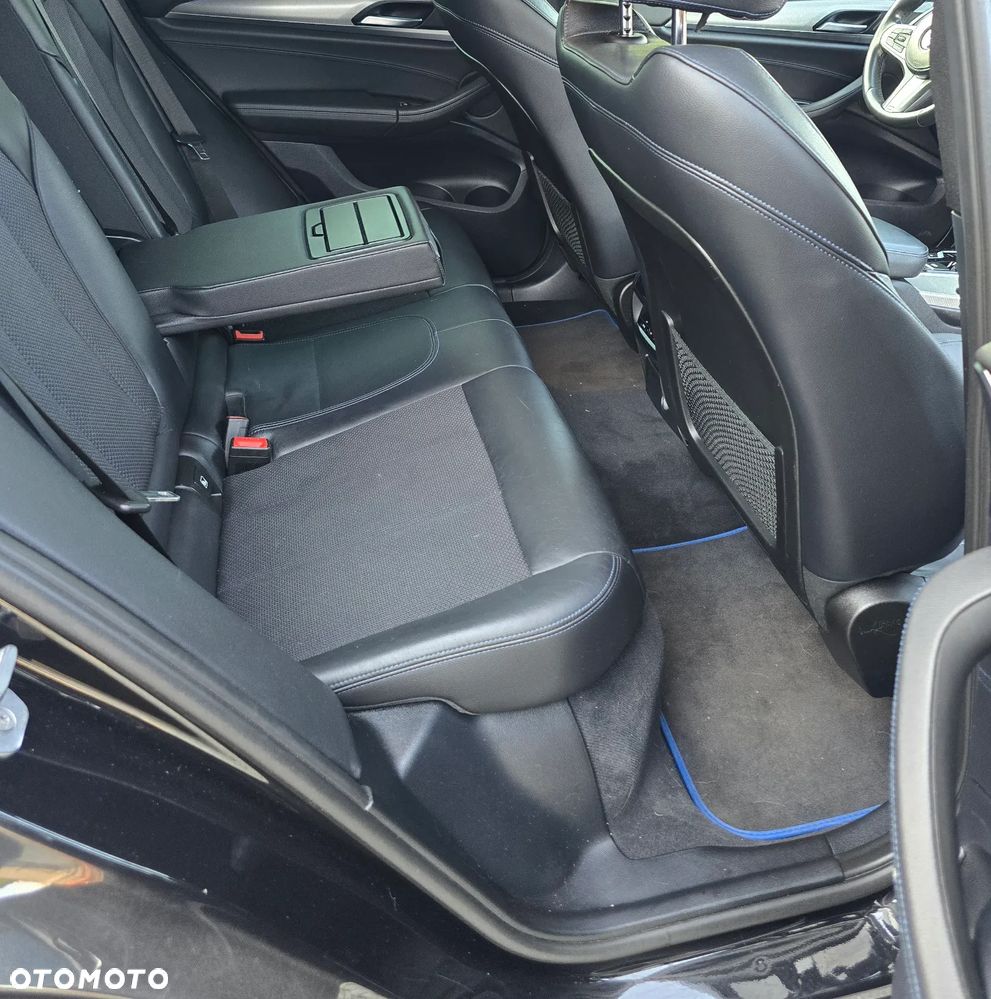 BMW X3 - 32