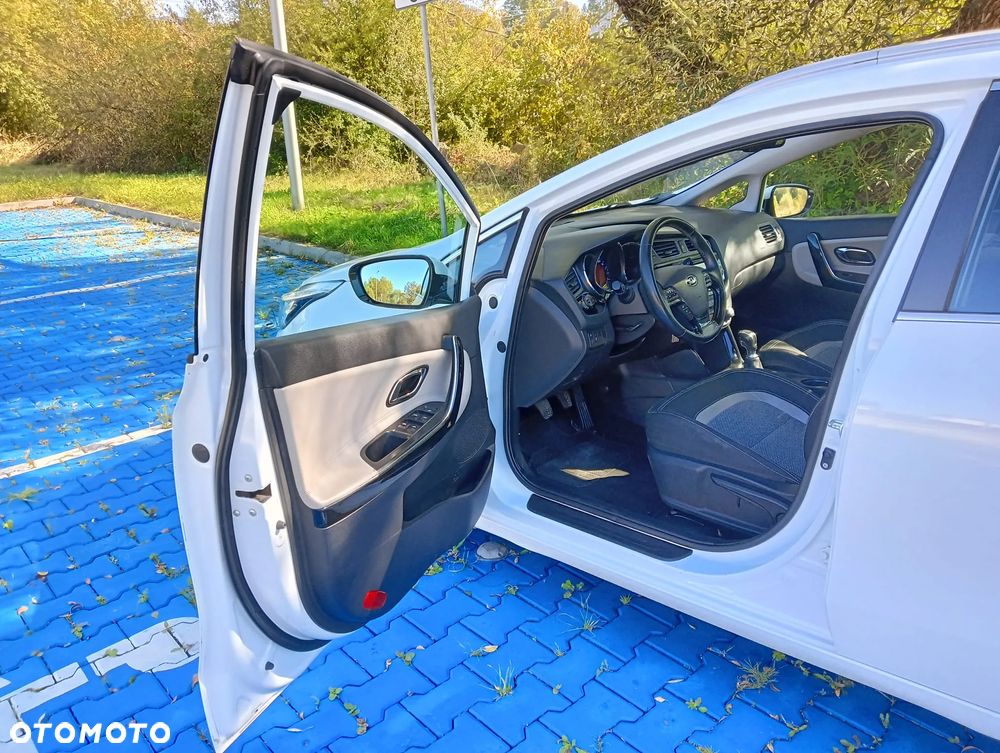 Kia Ceed 1.6 CRDi L - 6