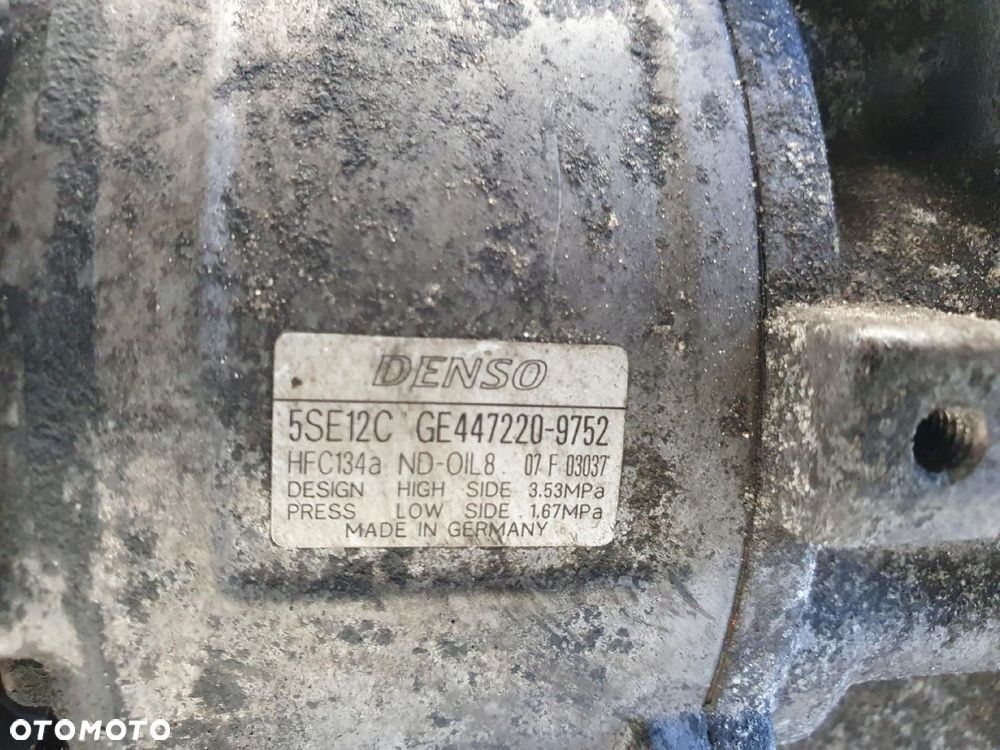 SPRĘŻARKA KLIMATYZACJI Toyota Avensis T25 2.0 D4D _ 447220-9752 - 2