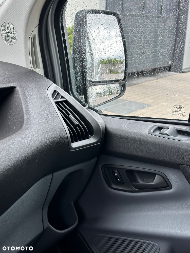 Ford Transit Custom - 27