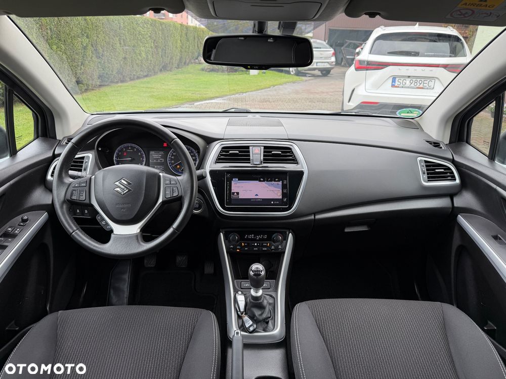 Suzuki SX4 S-Cross 1.4 T Premium - 16