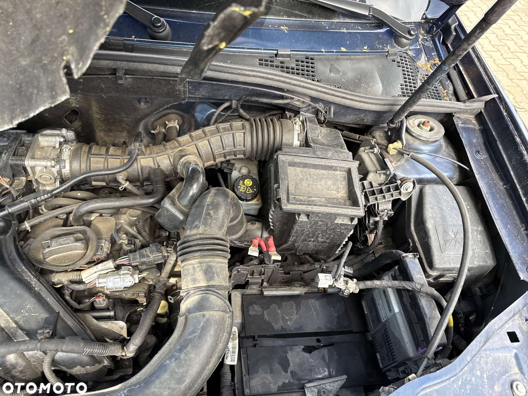 Dacia Duster 1.6 SCe Laureate S&S - 32