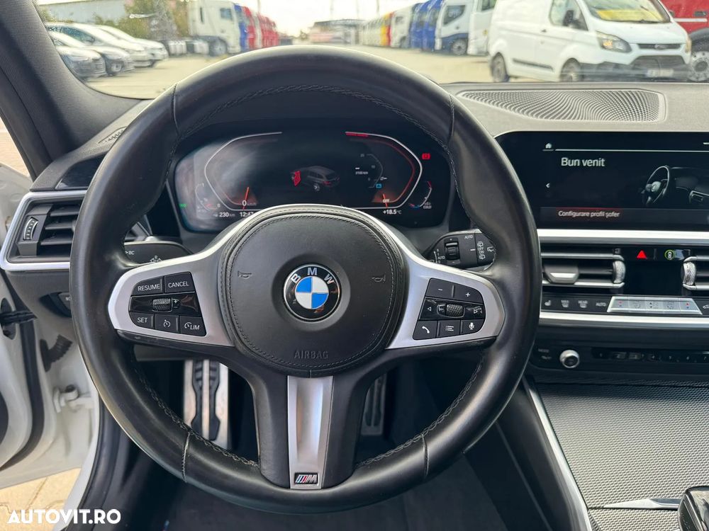 BMW Seria 3 318d Touring Aut. M Sport - 13