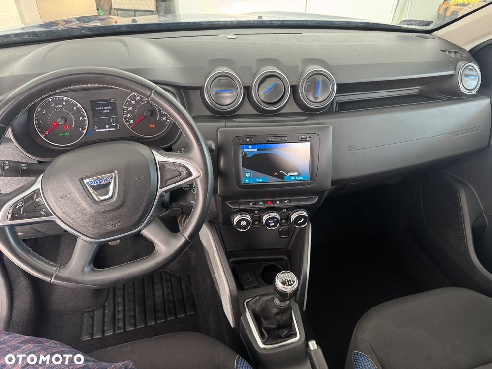 Dacia Duster 1.0 TCe SL Celebration - 11