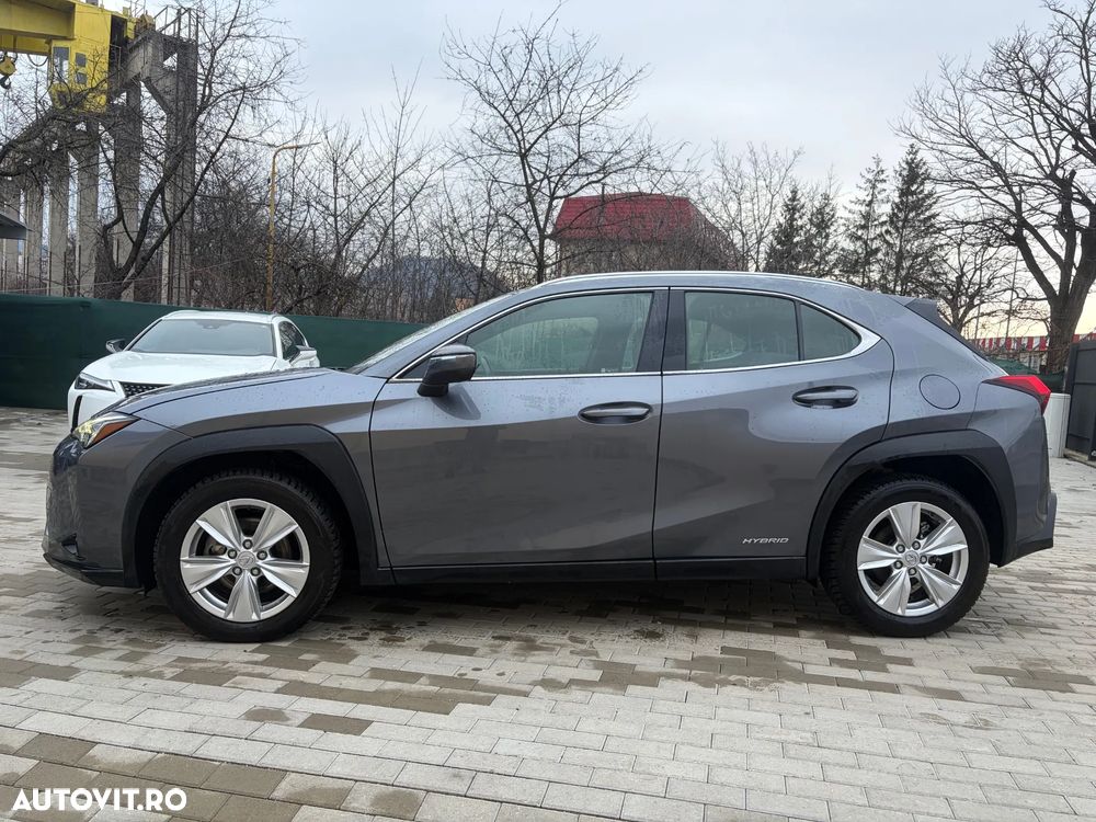 Lexus UX 250h Business Edition - 5