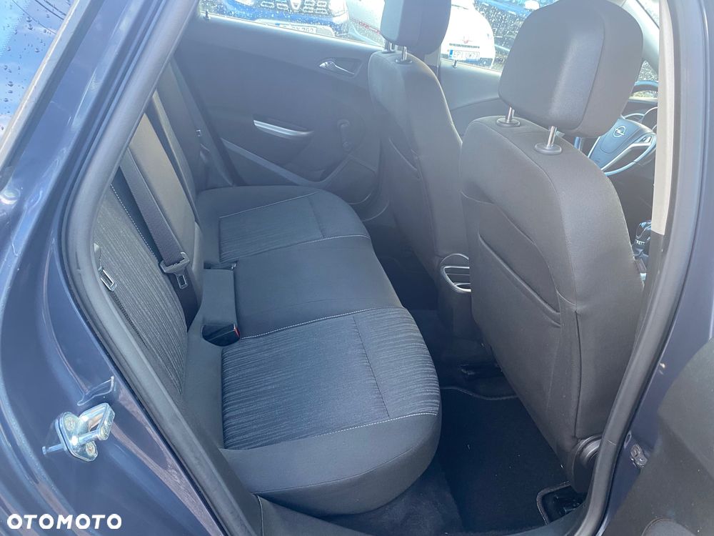 Opel Astra 1.4 Turbo Design Edition - 28