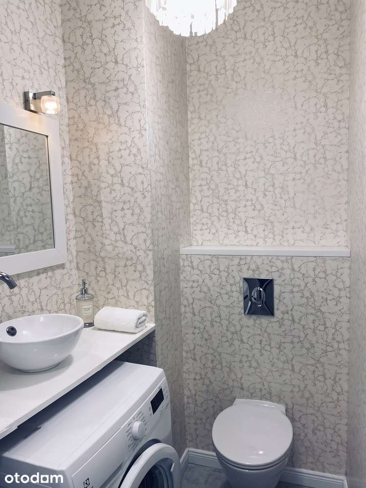 Apartament przy Arkadii: 3 pokoje, bio-kominek, 2 tarasy, nowe wnętrze
