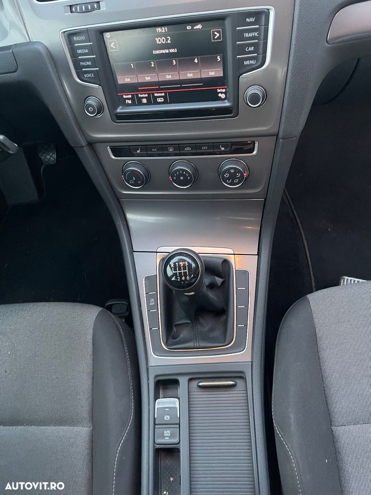 Volkswagen Golf 1.2 TSI Comfortline - 11