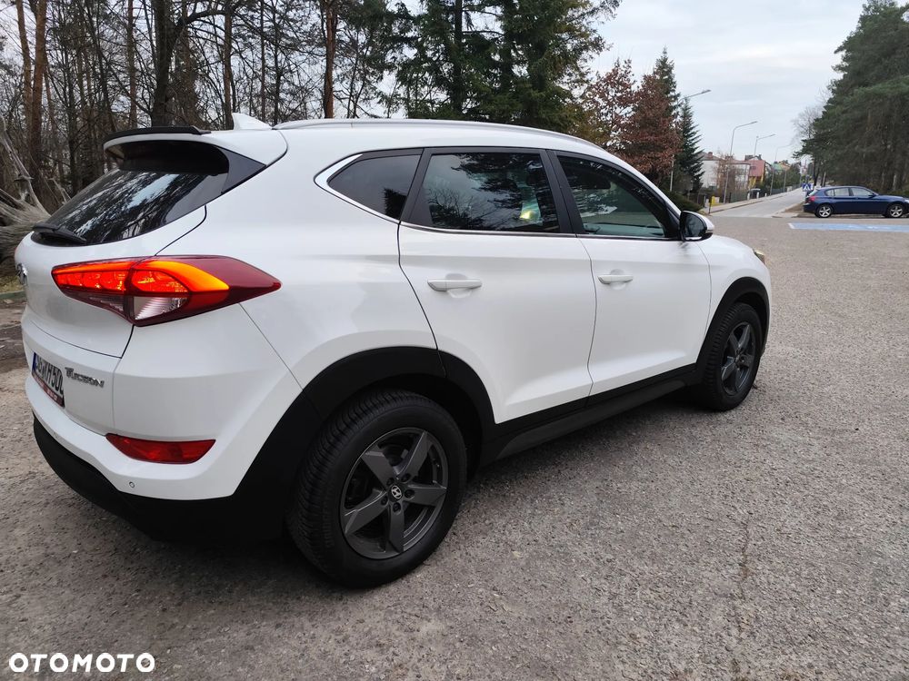 Hyundai Tucson blue 1.7 CRDi 2WD DCT Premium - 10