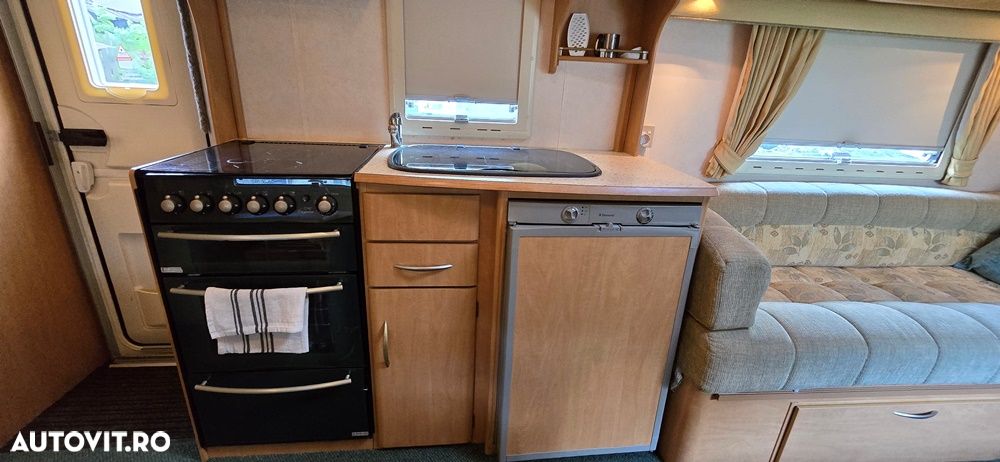 ADRIA COACHMAN VIP 520 - 23