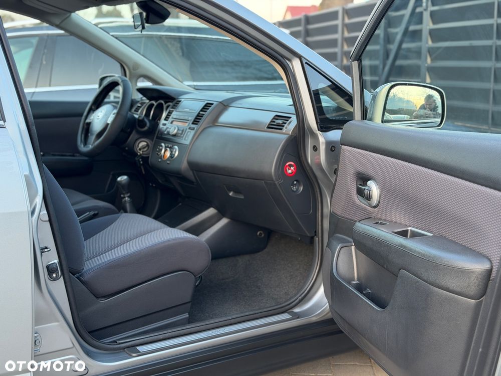 Nissan Tiida 1.8 Tekna - 19
