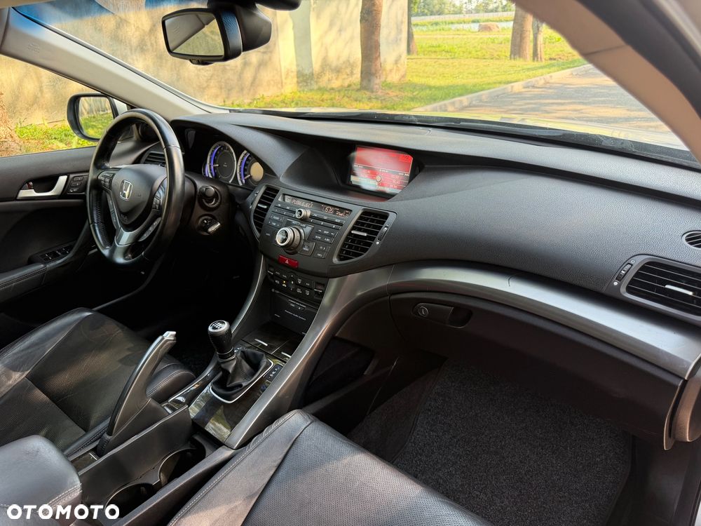 Honda Accord 2.0 Elegance - 10