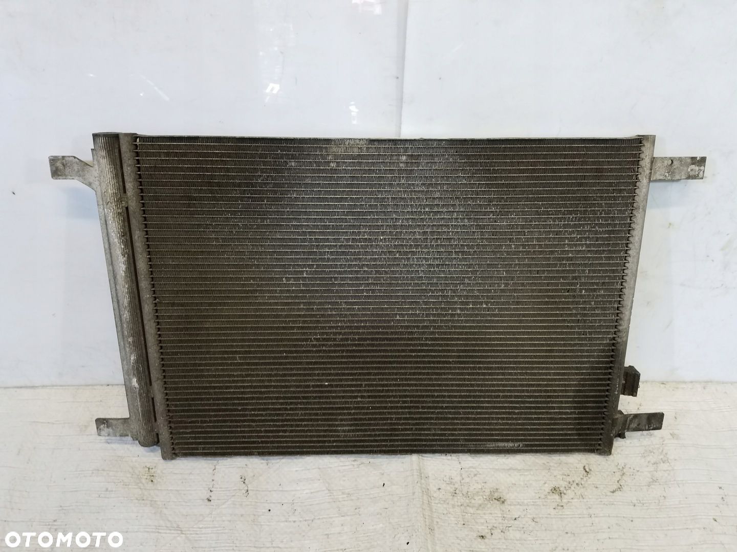 CHŁODNICA KLIMATYZACJI VW PASSAT B8 1.6 TDI - 1