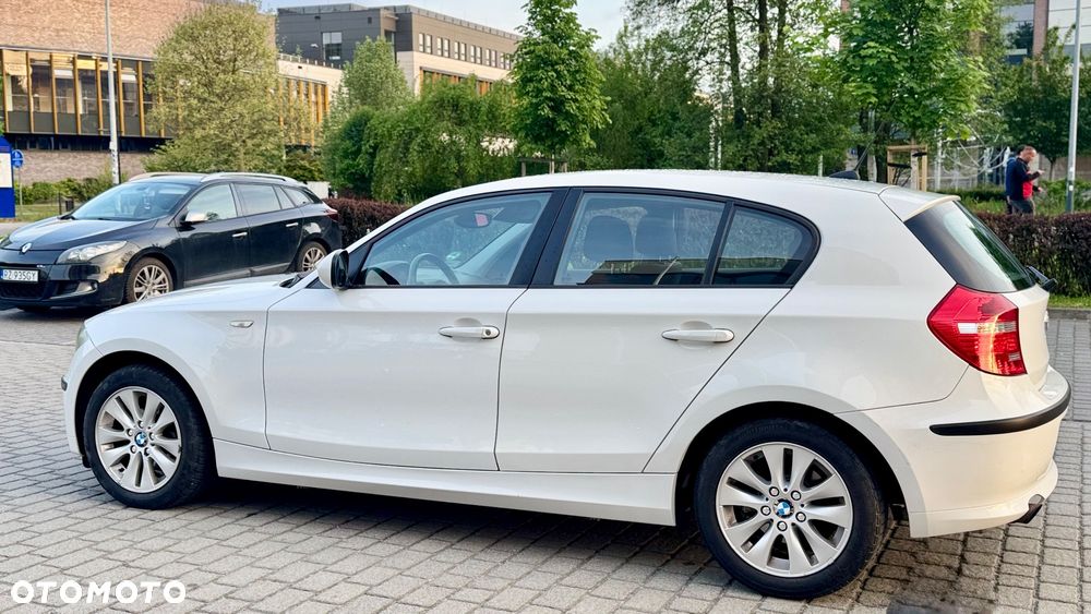 BMW Seria 1 116i - 13