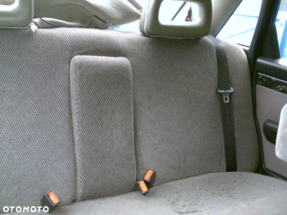 Audi 100 c3 c4 zderzak fotele drzwi klapa lampy kanapa wnetrze boczki kokpit i inne silnik 1,8 oraz 2,3benzyna - 3