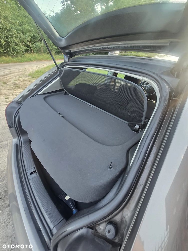 Audi A3 3-drzwiowe 2.0 TDI DPF Quattro Ambition - 11