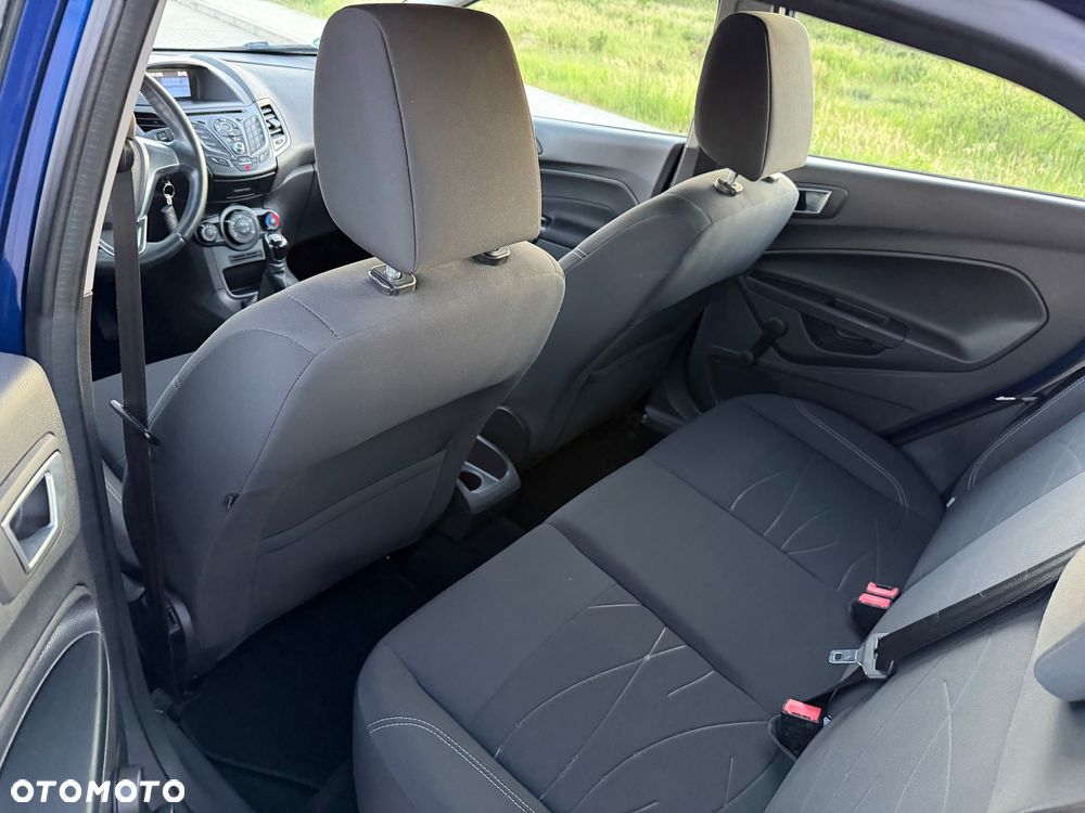 Ford Fiesta 1.4 Titanium EU6 - 12