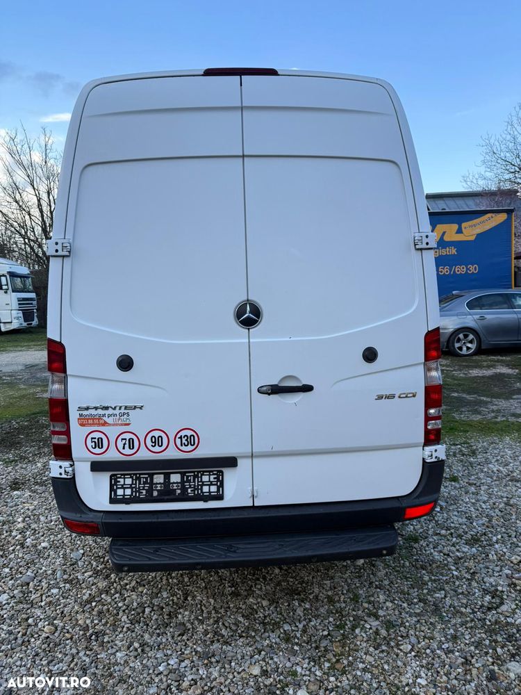 Mercedes-Benz Sprinter - 18
