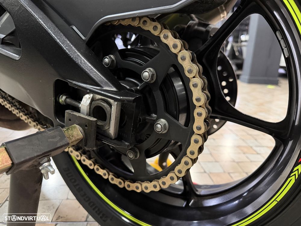 Suzuki GSX-R GSX-R 1000 L7 - 7