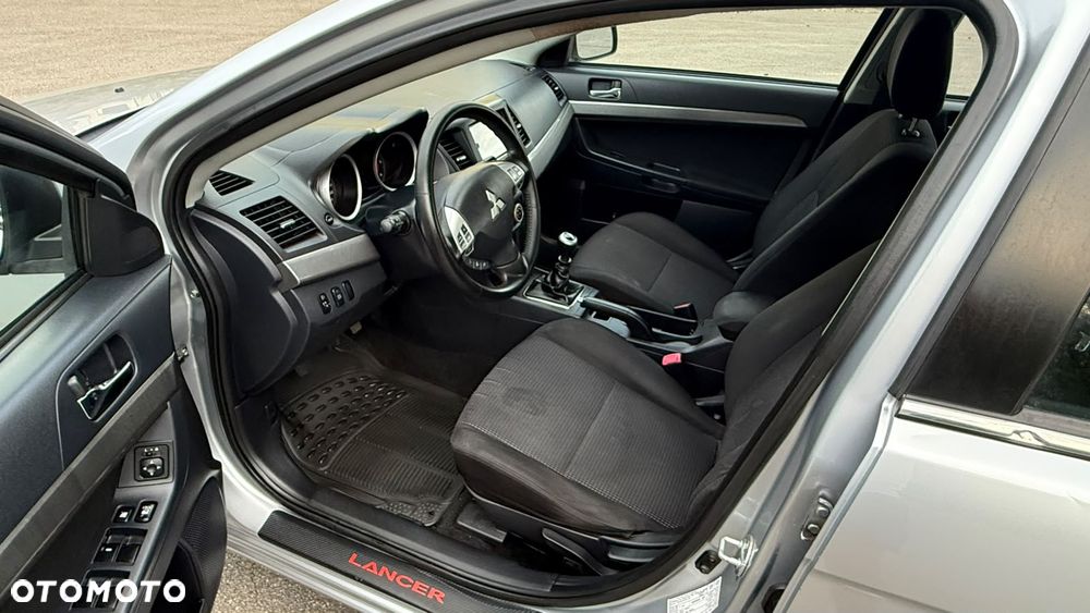 Mitsubishi Lancer 2.0 DI-D Intense - 8
