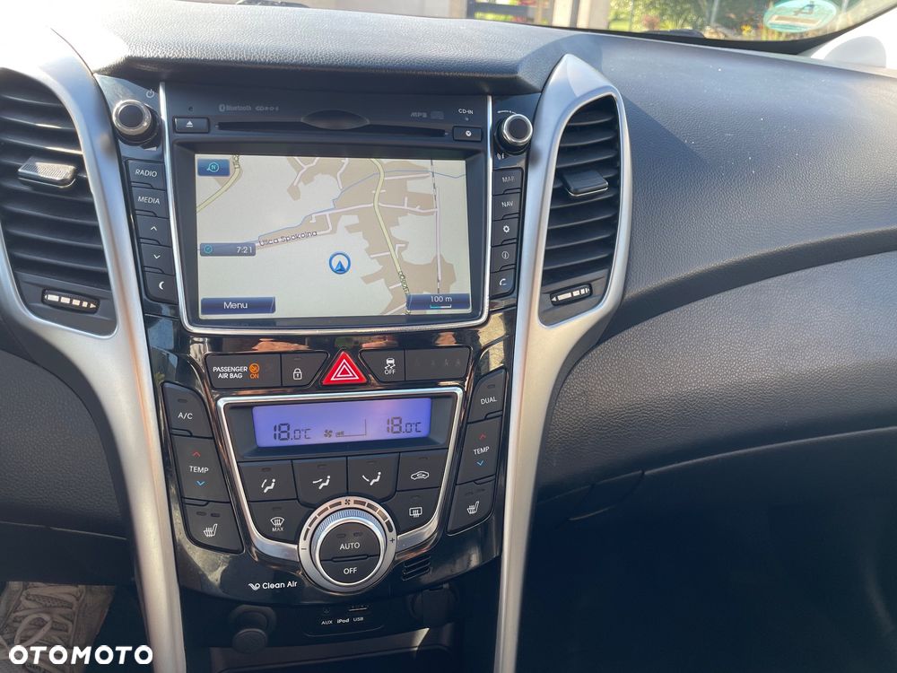 Hyundai i30 1.4 Premium - 14