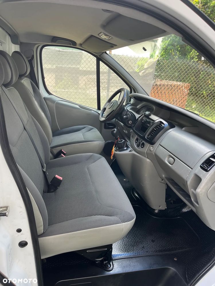 Opel vivaro - 7