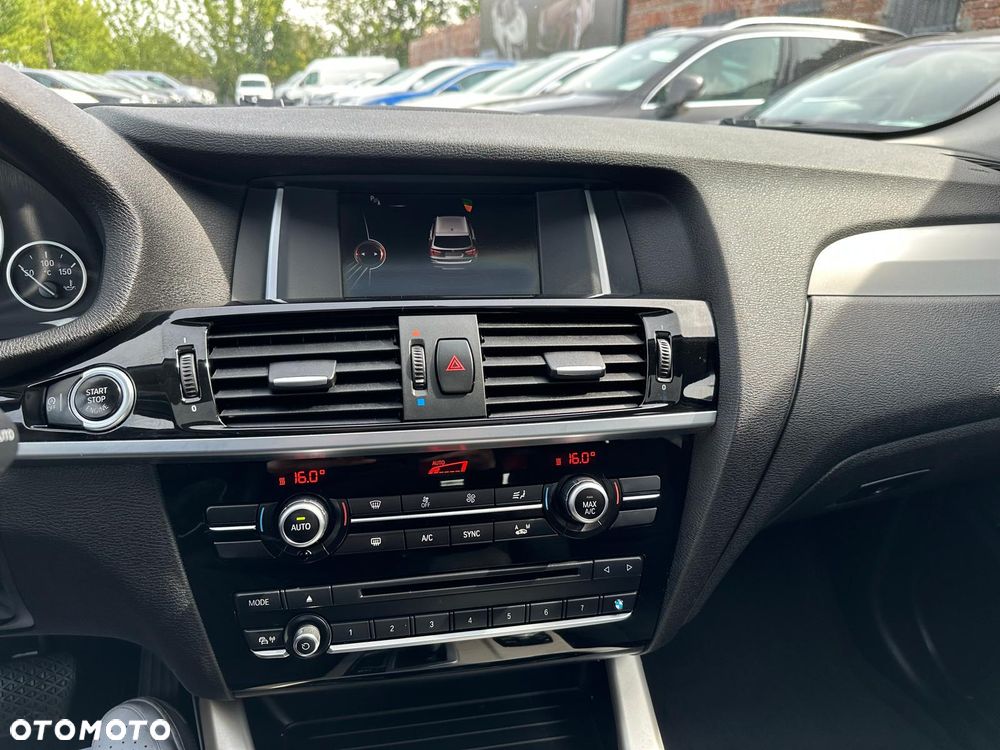 BMW X3 sDrive18d Advantage - 35