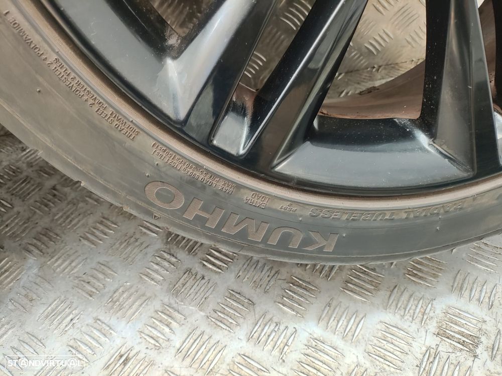 Conjunto de jantes 18 Matrix Jaguar XE X760 7,5J ET46 5x108 Original - 21