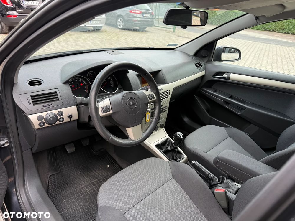 Opel Astra - 24