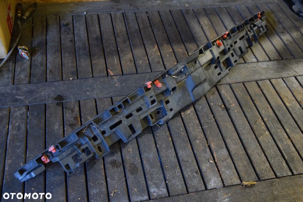 Opel Insignia A Osłona pasa przedniego górna 22798560 - 2