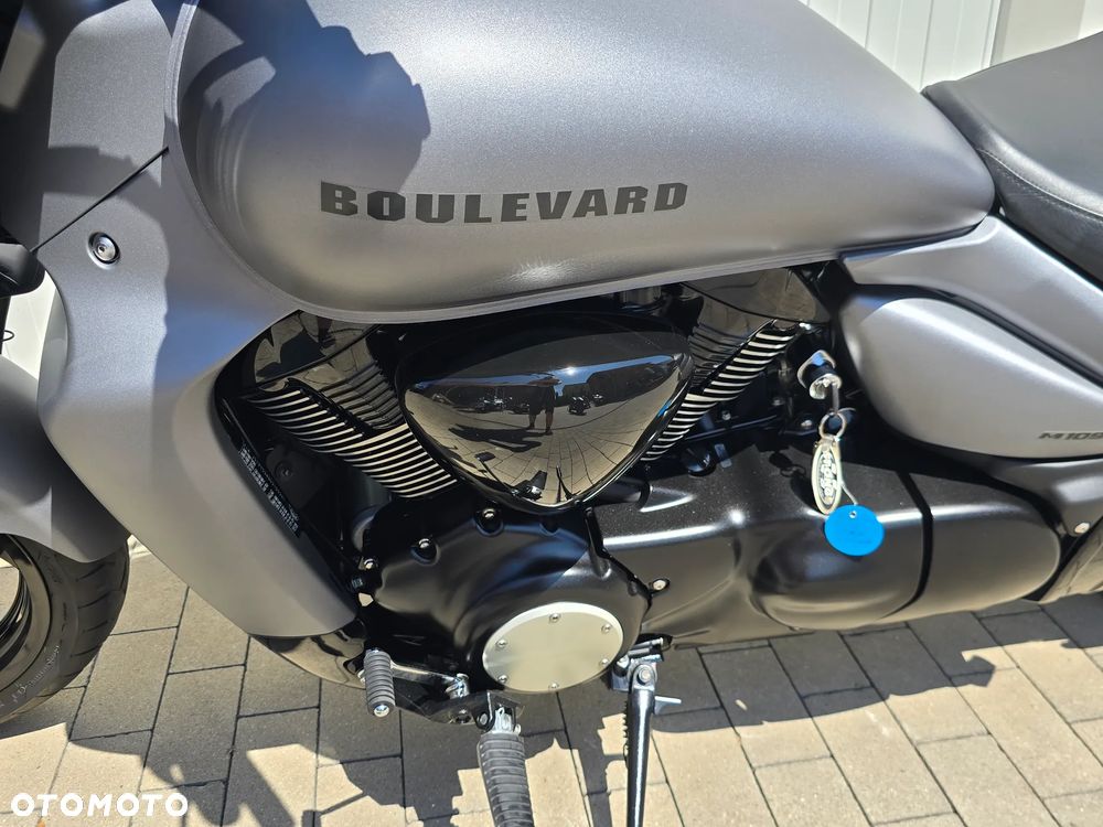 Suzuki Boulevard - 10
