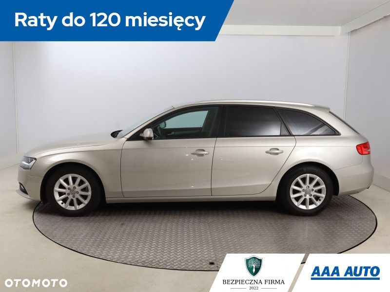 Audi A4 Avant - 4