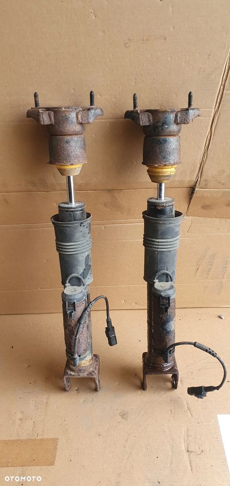 Amortyzator amortyzatory tył tylne AIRMATIC Mercedes ML W164 - 1