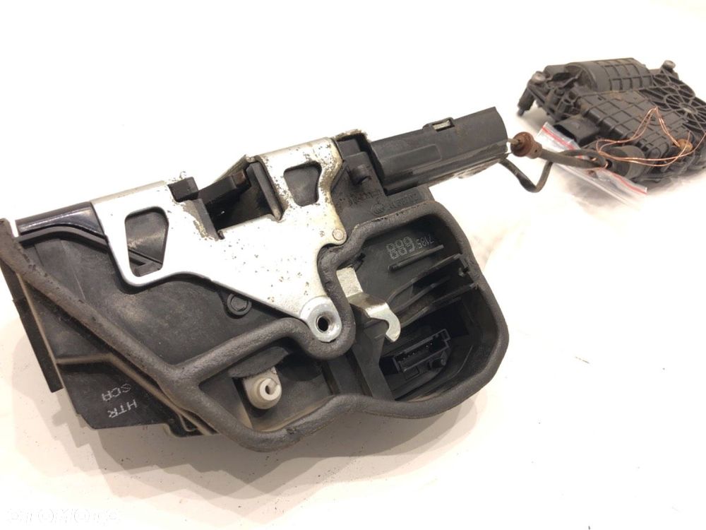 ZAMEK DRZWI PRAWY TYŁ  BMW 7 (F01, F02, F03, F04) 2008 - 2015 730 d 180 kW [245 KM] olej napędowy - 2