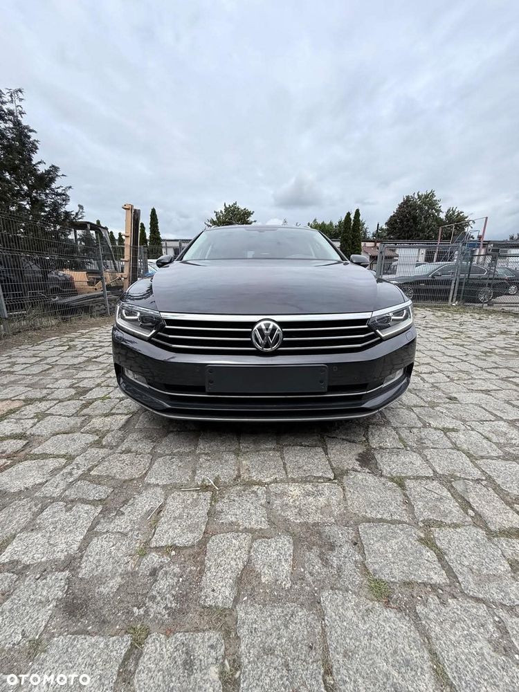 Volkswagen Passat - 3
