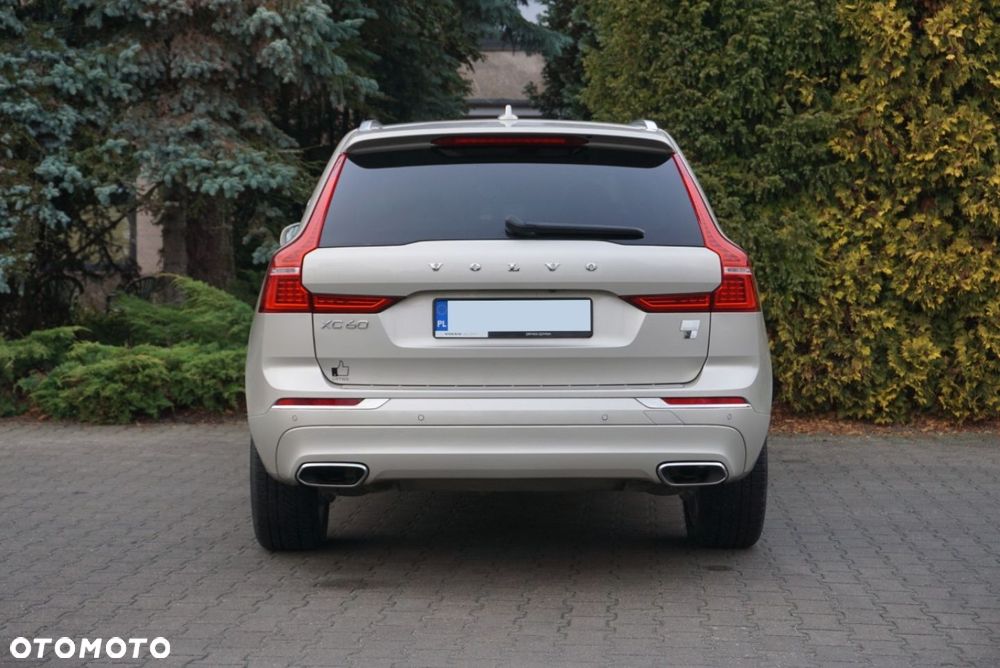 Volvo XC 60 - 6