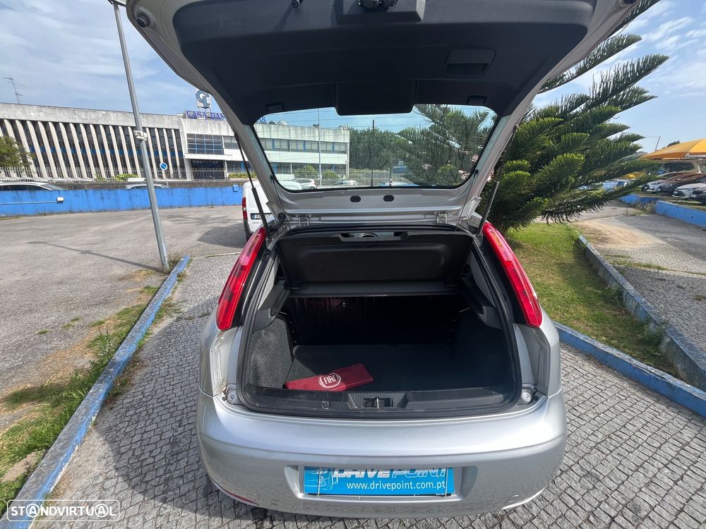 Fiat Punto 1.2 Lounge S&S - 22