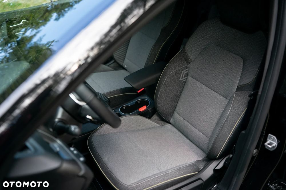 Renault Captur TCe Mild Hybrid 160 EDC TECHNO - 10