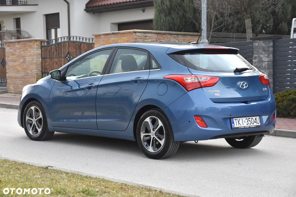 Hyundai i30 blue 1.6 GDI YES Gold - 7