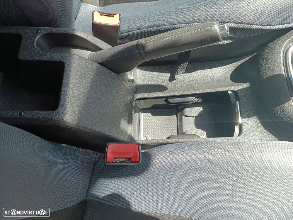 VW Golf Variant 1.6 TDi Highline - 6