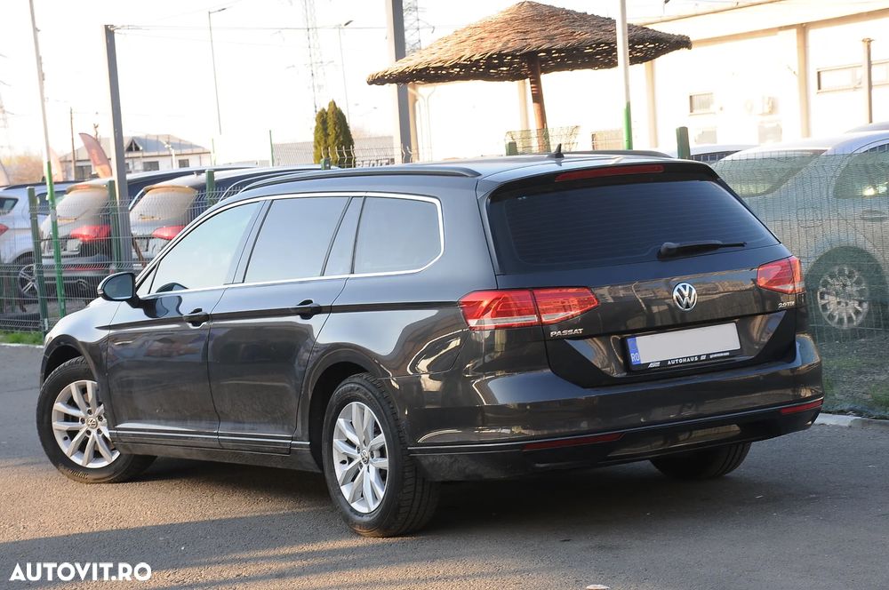 Volkswagen Passat 2.0 TDI DSG Comfortline - 4