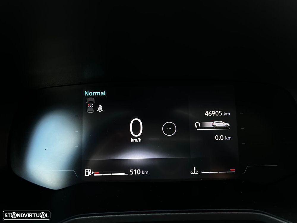 Renault Clio 1.0 TCe Evolution - 40