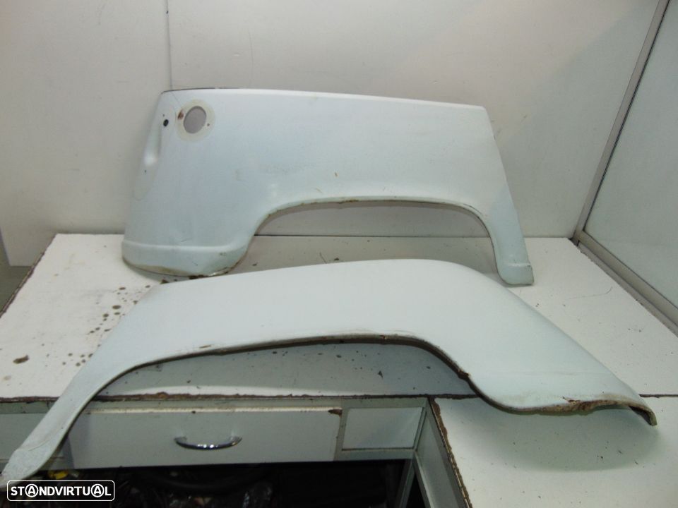 Renault 4l guarda lamas de trás - 1