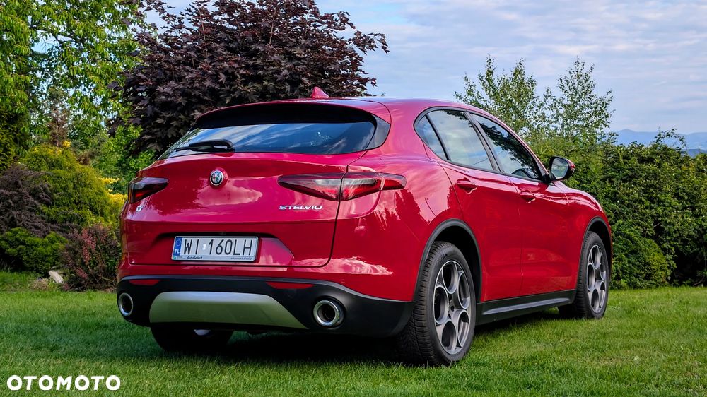 Alfa Romeo Stelvio - 15
