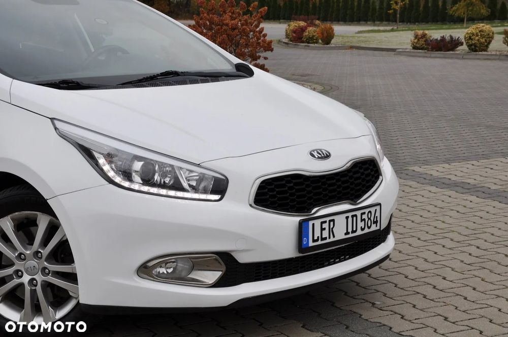 Kia Ceed 2014 photo 5